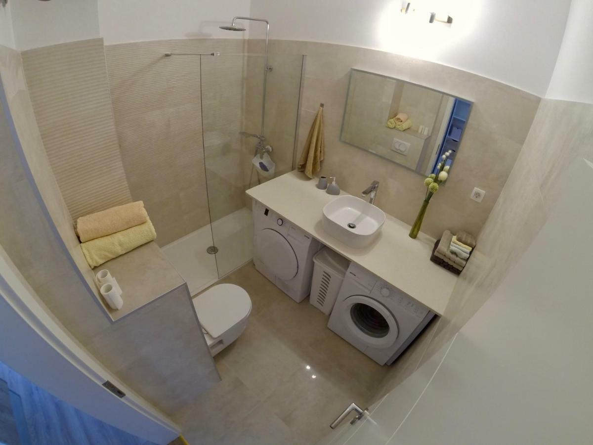 Geek Apartment โอมิช ภายนอก รูปภาพ