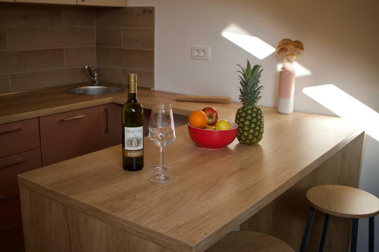 Geek Apartment โอมิช ภายนอก รูปภาพ